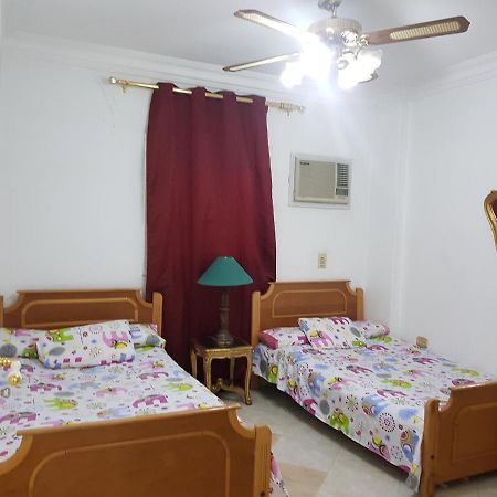 Elegant Apartment In Sheraton Heliopolis 카이로 외부 사진